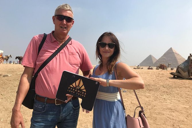 Top rated Giza Pyramids and Sphinx Tour from Cairo Airport - Pyramids of Giza for about two hours: how to make it count