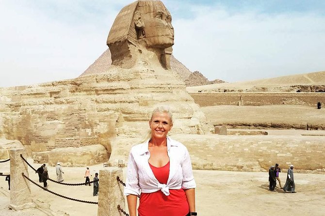Tour Giza pyramids,Sphinx,Sakkara Pyramid,Memphis& Pyramid Inside - Giza Pyramids: what you’re really seeing (and why the viewpoint matters)
