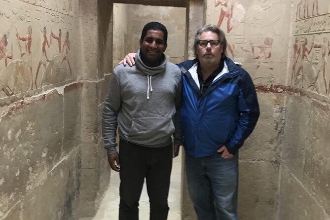 Tour to Giza Pyramids, Sakkara Pyramids, Memphis & Dahshur - Giza Plateau: Khufu, Khafre, Menkaure, the Sphinx, and Valley Temple
