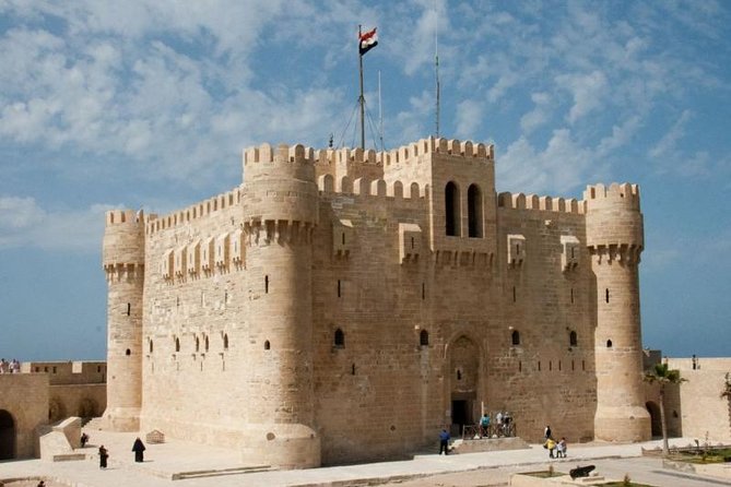 Tour to The Qaitbay Citadel in Alexandria - Best timing for heat and photos in Alexandria