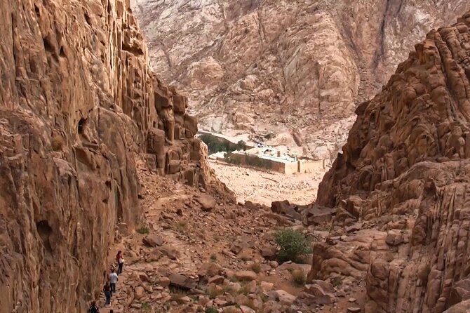 Trip To Mount Sinai & St Catherine From Cairo - Day 1: From Cairo to St Catherine, Then a Real Night’s Rest