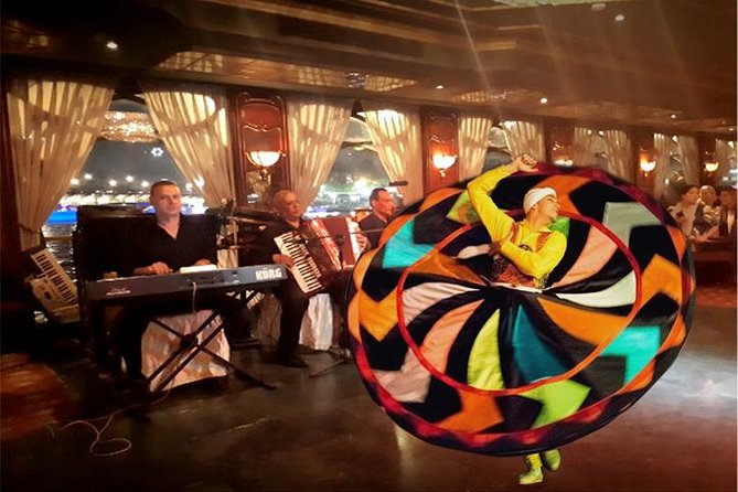 ViP Private Effective Nile River Dinner Cruise in Cairo - The onboard buffet meal, and what to expect from Egyptian dinner food