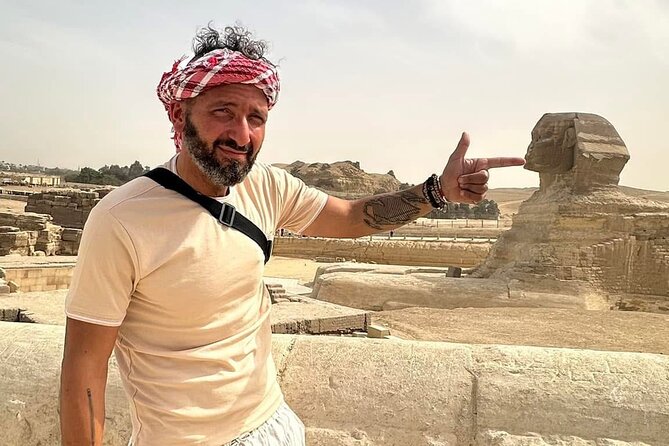 VIP tour of Giza plateau - Camel ride at the pyramids: 30 minutes, strong views, and less stress